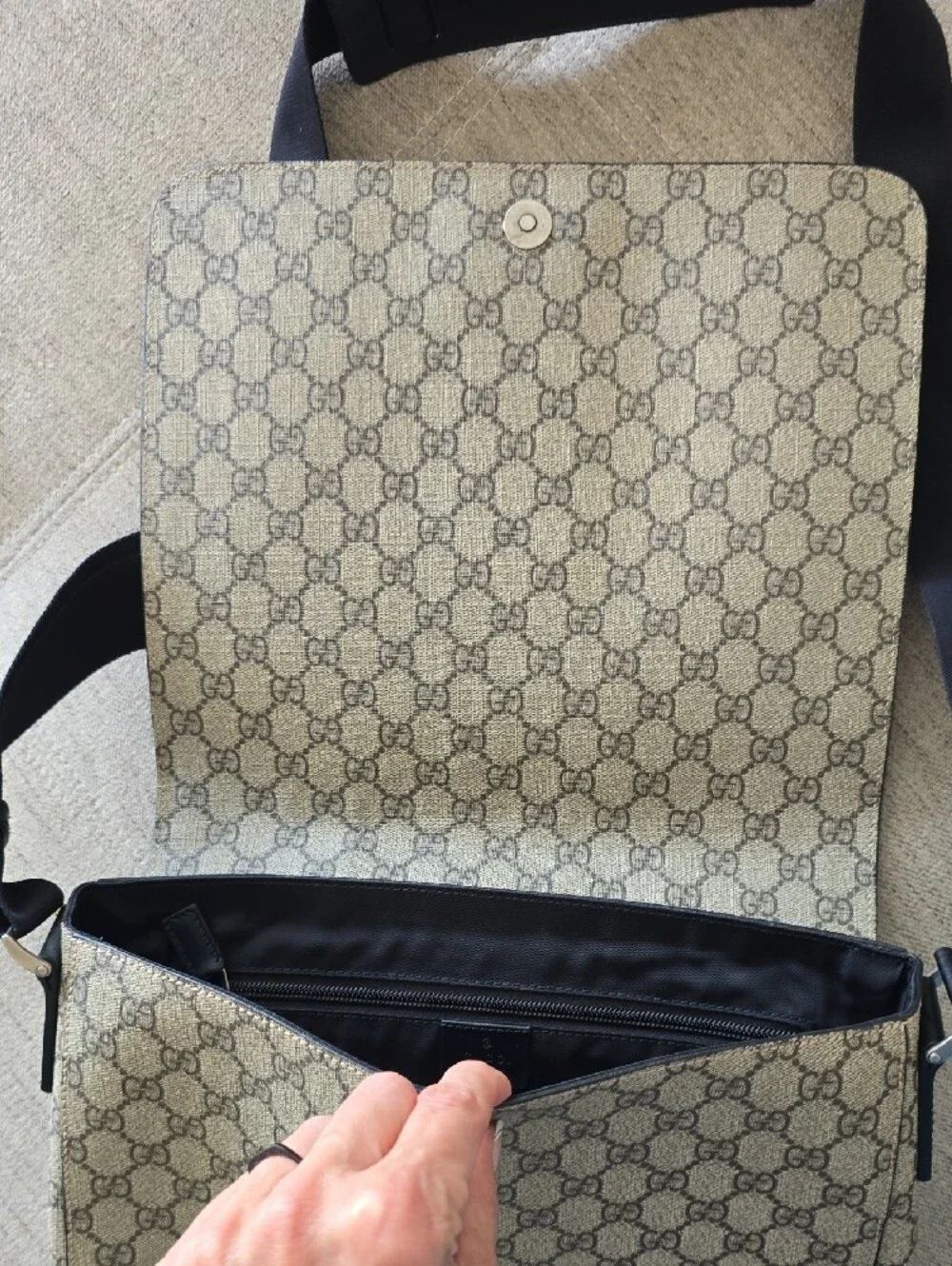 Gucci Beige GG Supreme Messenger Bag with Green and Red Stripe